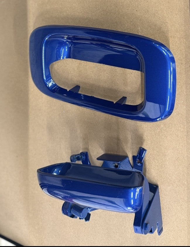 1999-2007 GMC/Chevy Color-Matched Tailgate Handle